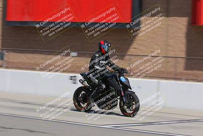 media/Aug-27-2022-Fastrack Riders (Sat) [[c588535105]]/Level 2/Session 1 Start Finish/